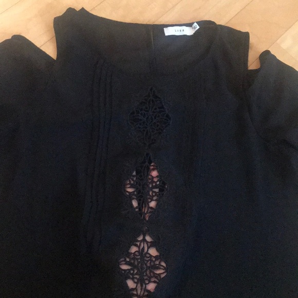 LUSH Chiffon Open Shoulder Peasant Blouse - Picture 3 of 3